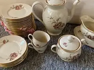 Retro / vintage kaffestel og spisestel 109 dele
