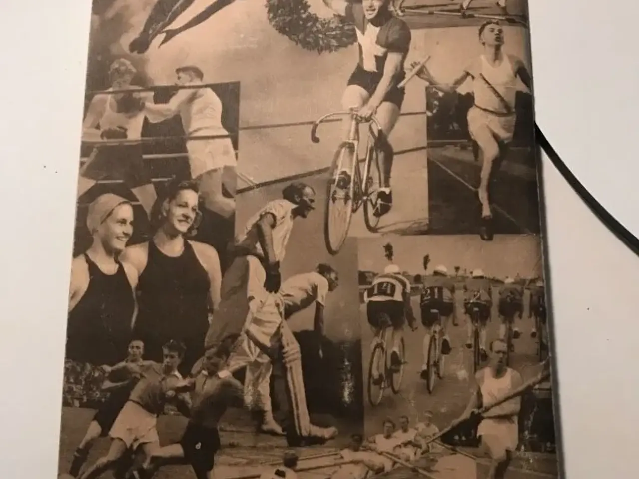 Billede 3 - Ældre 50 års Idræts-kalvakade blad
