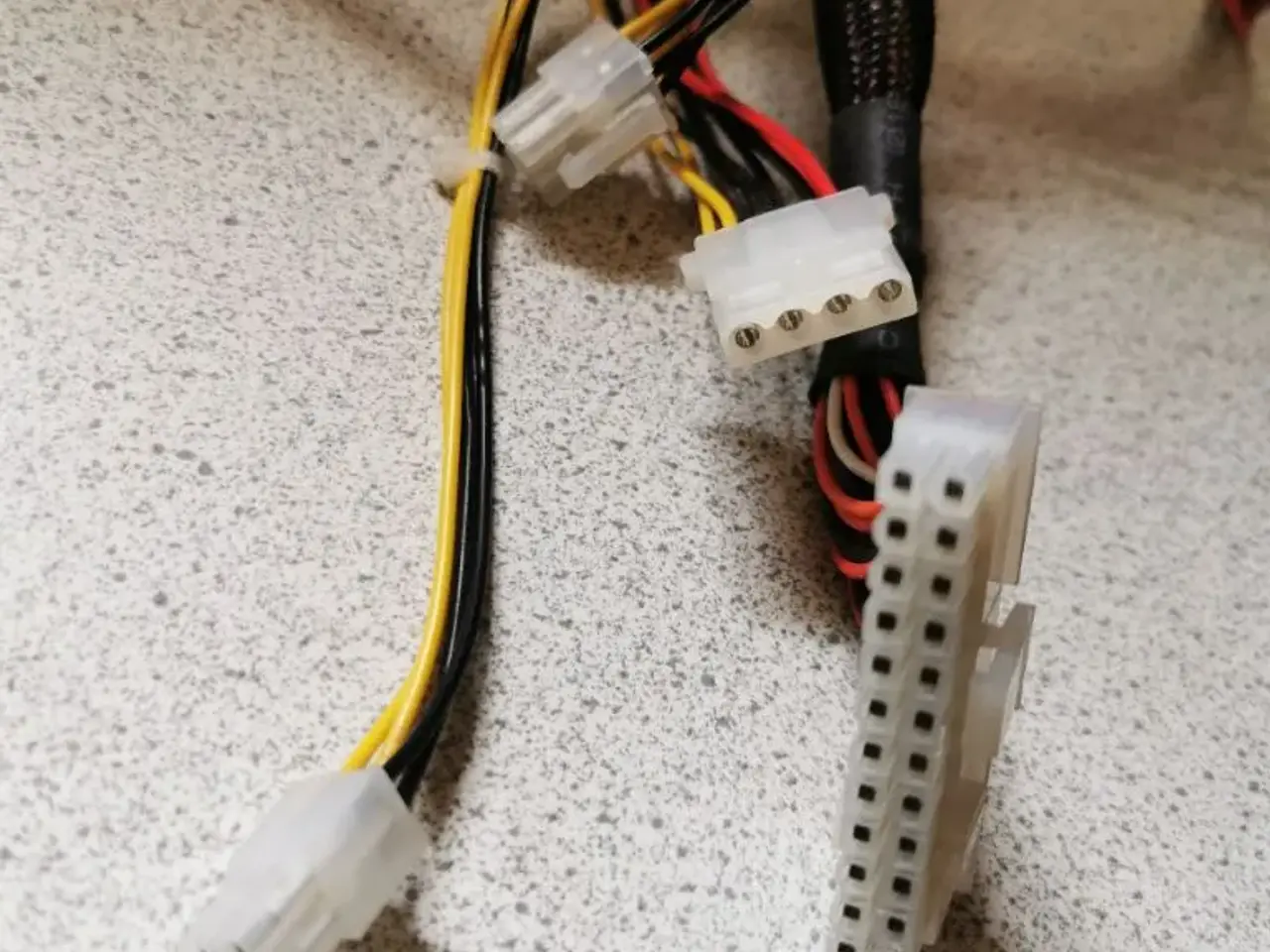 Billede 5 - Atx-550w tronje strømforsyning