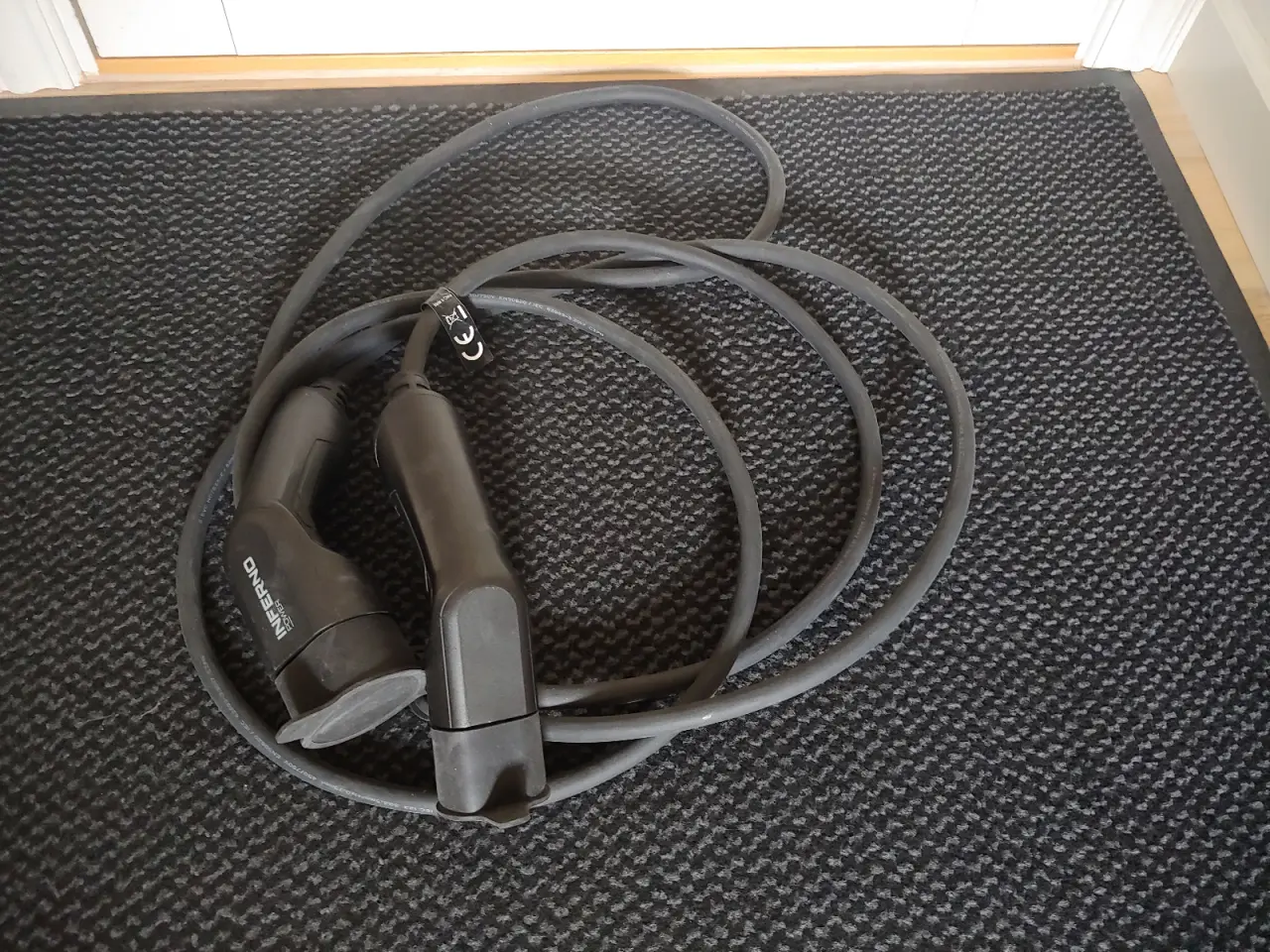 Billede 1 - Ladekabel til el bil 