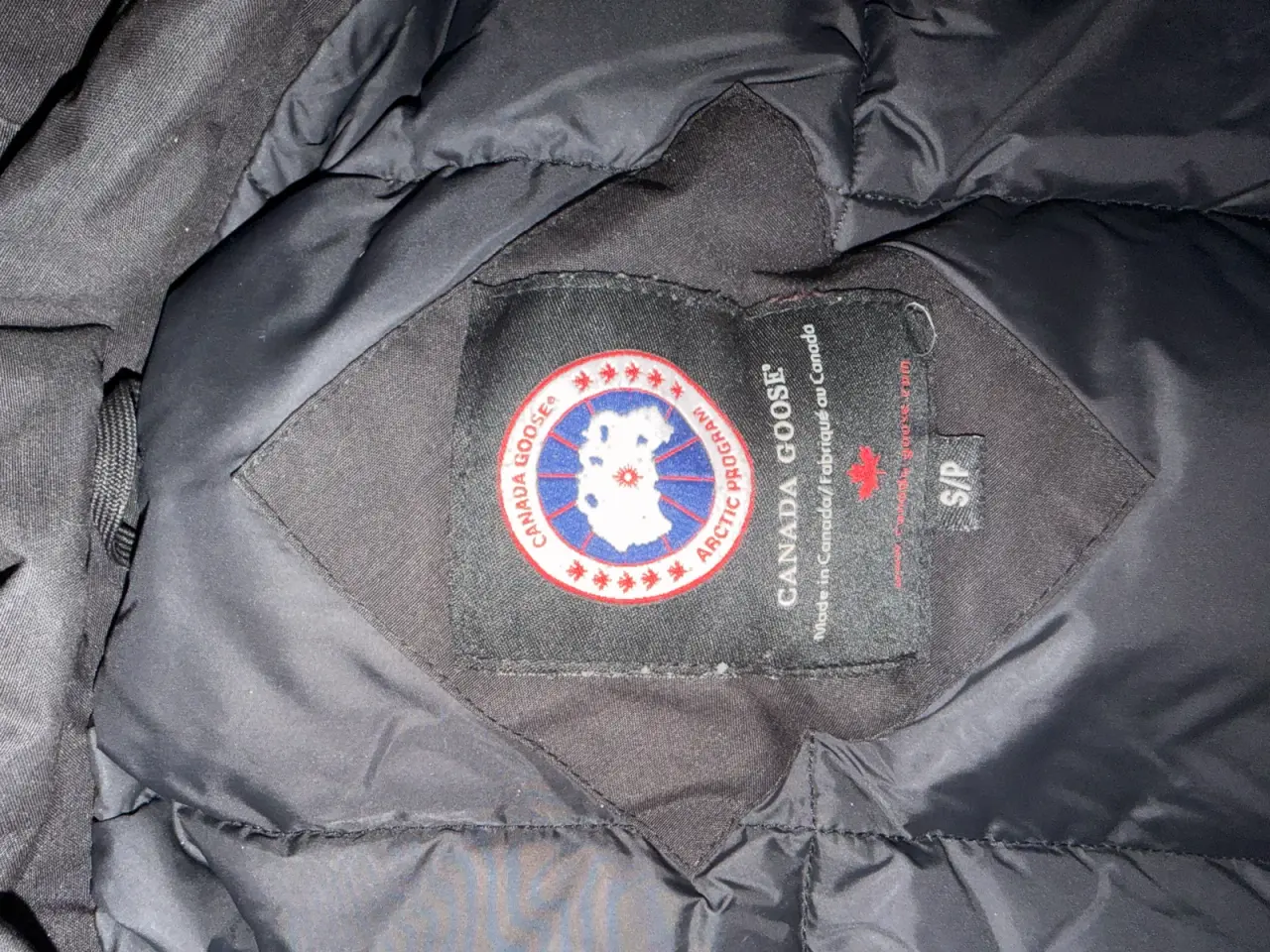 Billede 6 - Canada Goose dunjakke med pelskant S sort dame