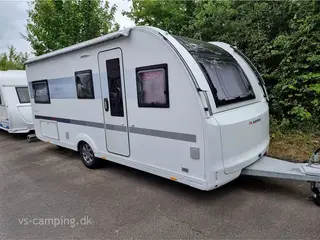 2021 - Adria Adora 502 UL Alde Centralvarme ATTRAKTIV CAMPINGVOGN MED ENKELTSENGE OG ALDEVARME.