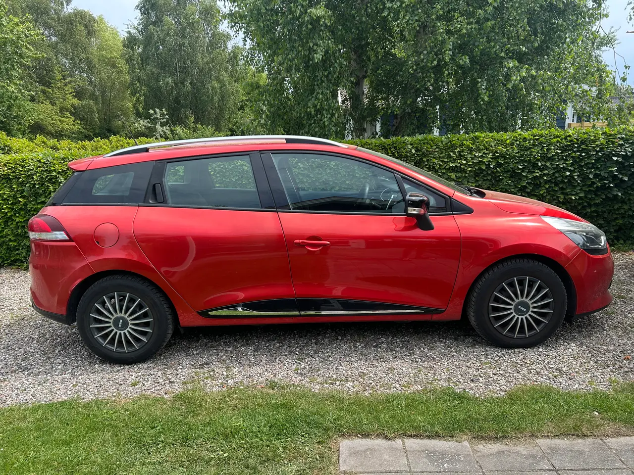 Billede 1 - Pæn og velholdt renault