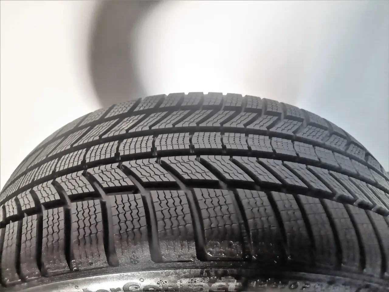 Billede 3 - vinterdæk 225/45R18 95V Continental DEMOSÆT