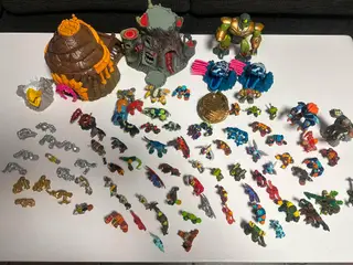 Stor Gormiti-samling – 81 figurer + playsets 