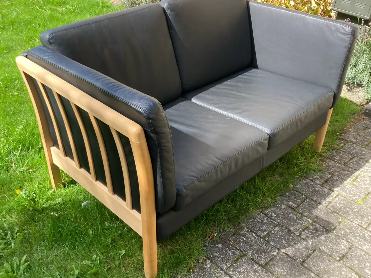 Billede 4 - 2 personers sofa i god stand
