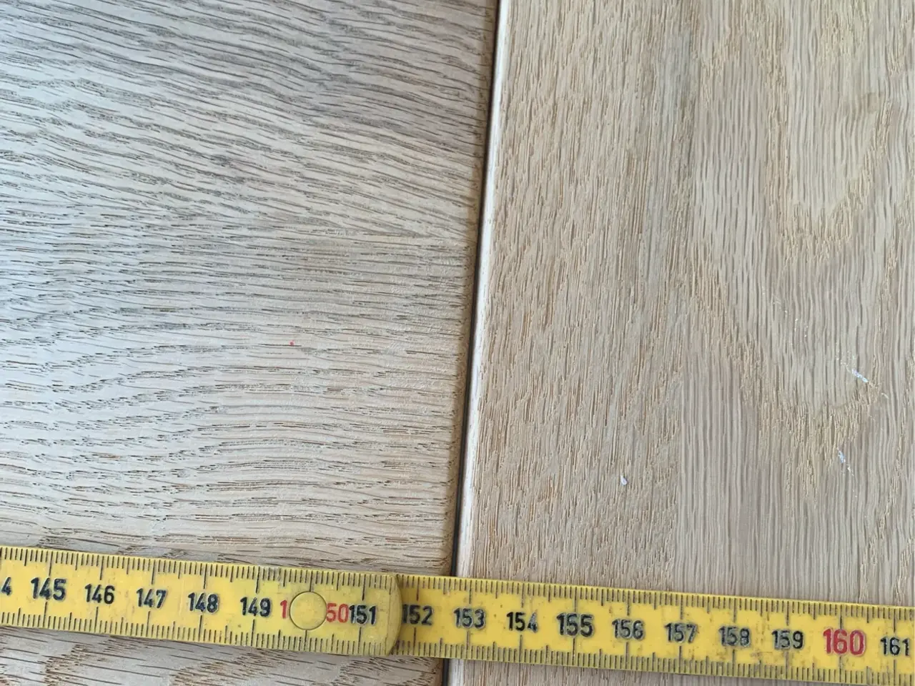 Billede 5 - Spisebord i massivt egetræ inkl. 2 plader