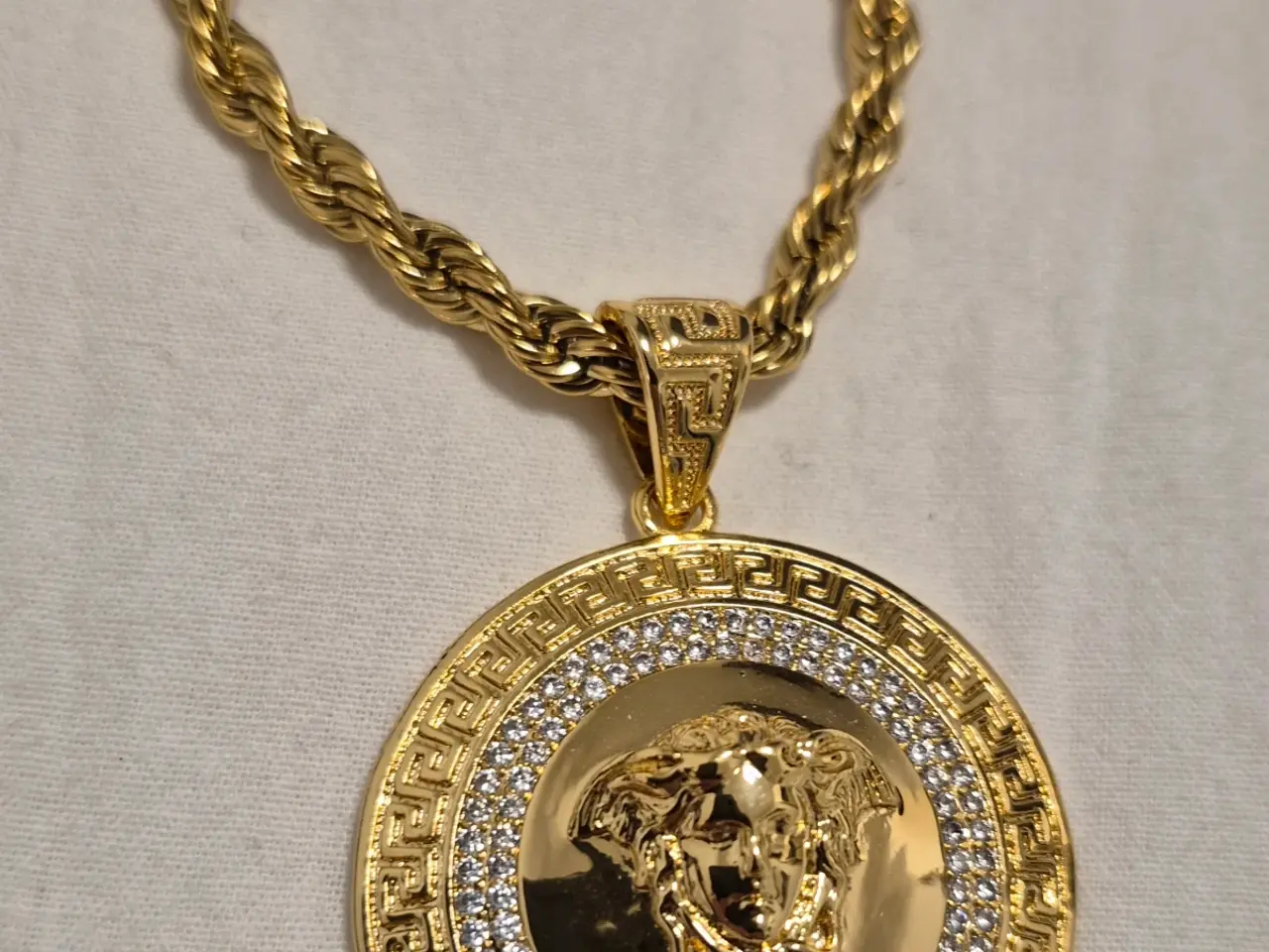 Billede 3 - Goldfilled versace halskæde