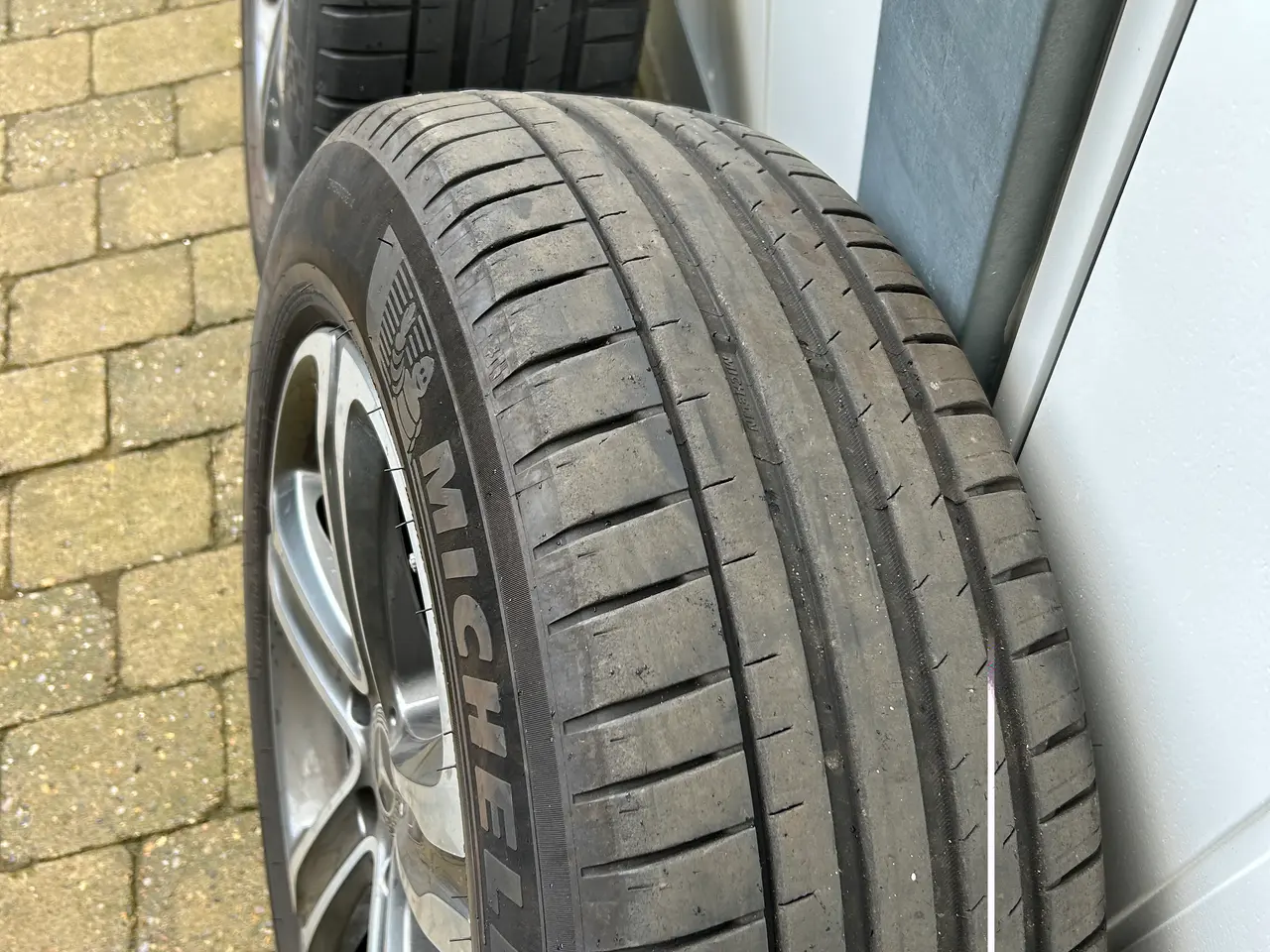 Billede 3 - Org. Mercedesfælge 18 tommermed Michelin sommerdæk