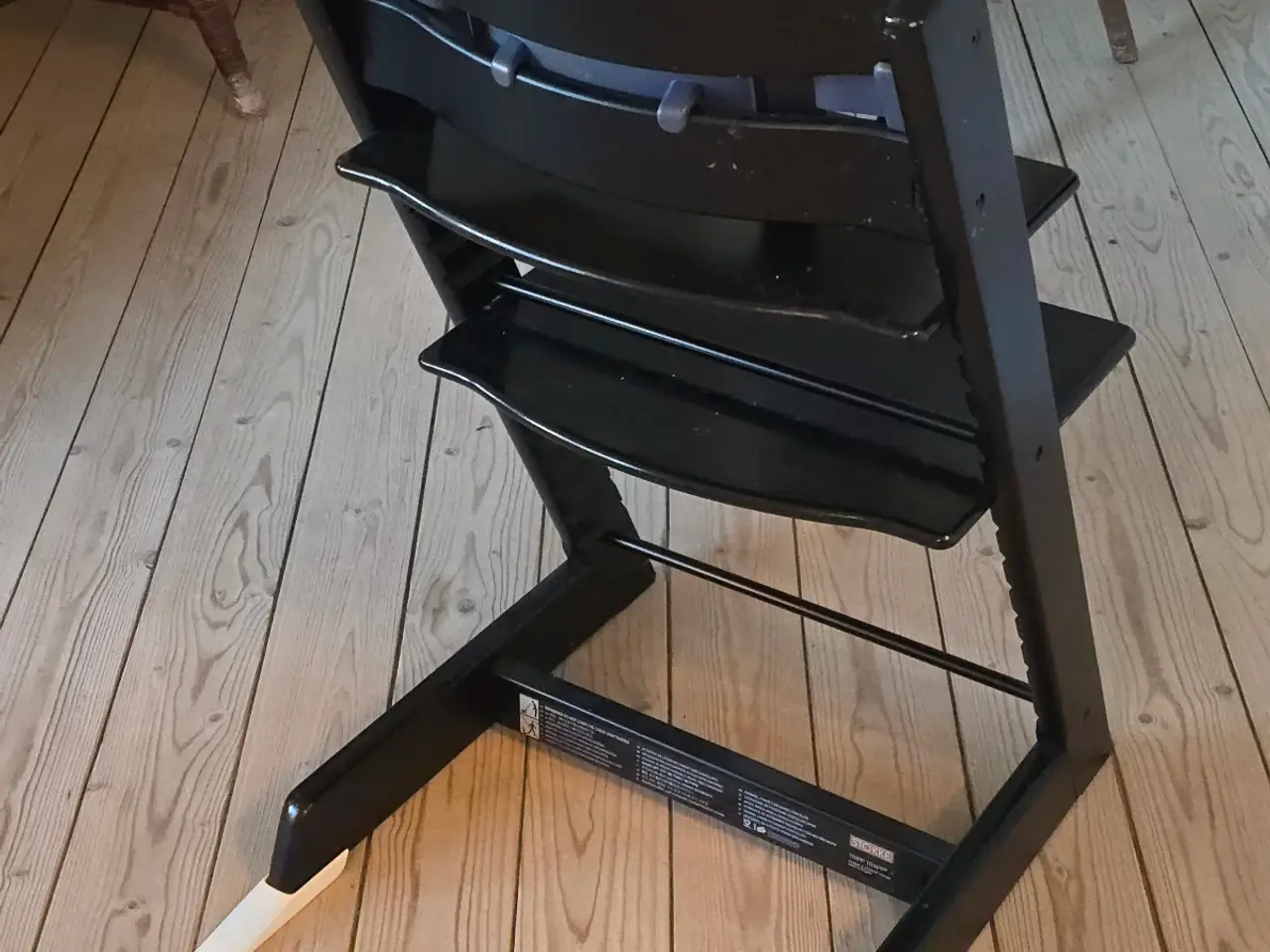Billede 2 - Stokke Tripp Trapp højstol sort