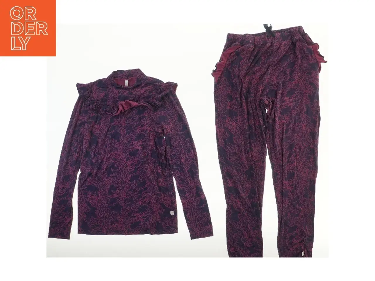 Billede 1 - Mønstret sæt med bluse og bukser fra Pomp de Lux (str. 152)