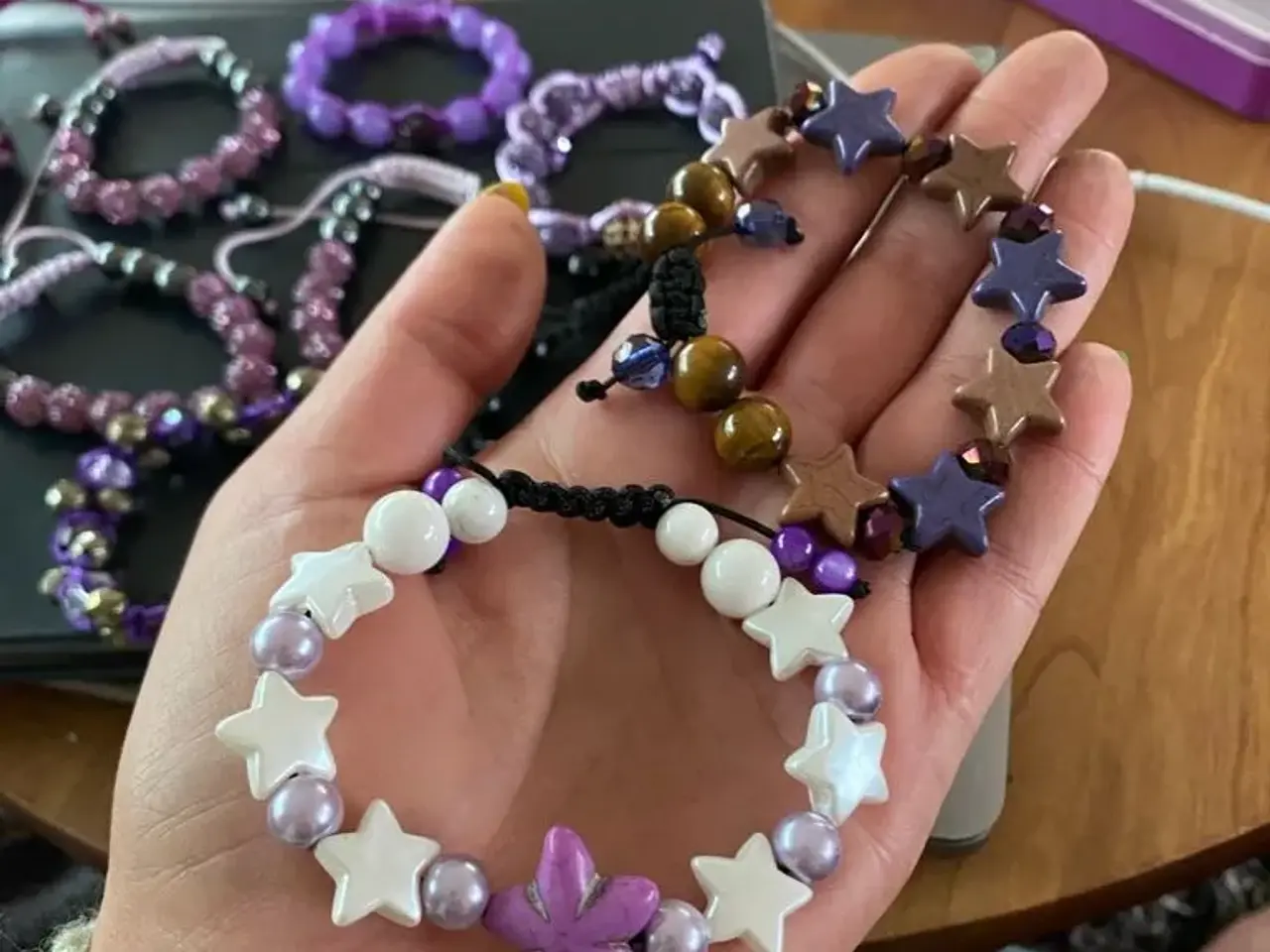 Billede 2 - Nye knyttede armbånd