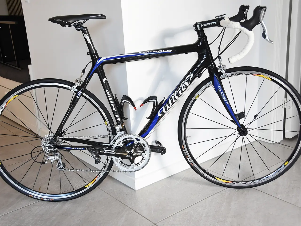 Billede 9 - carbon racercykel næsten ny