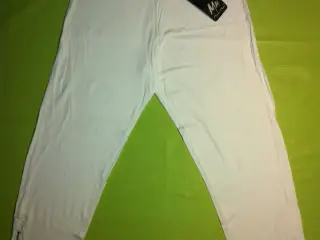 Nye leggings, str:S,M; 30kr, "st-martin"