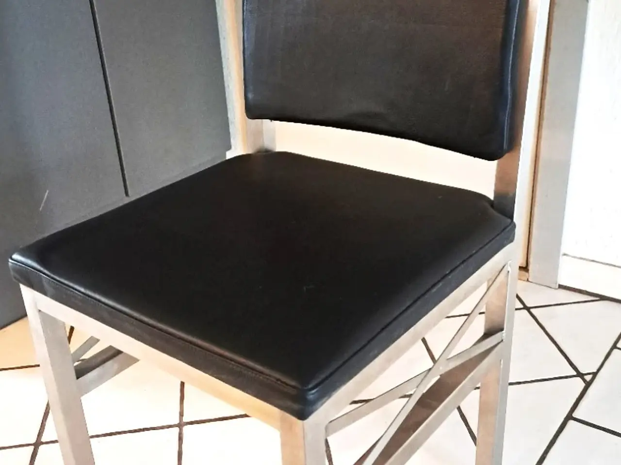 Billede 11 - Marmor bord og 6 stole