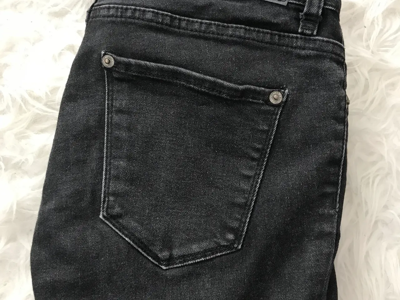 Billede 2 - Gina Tricot jeans 