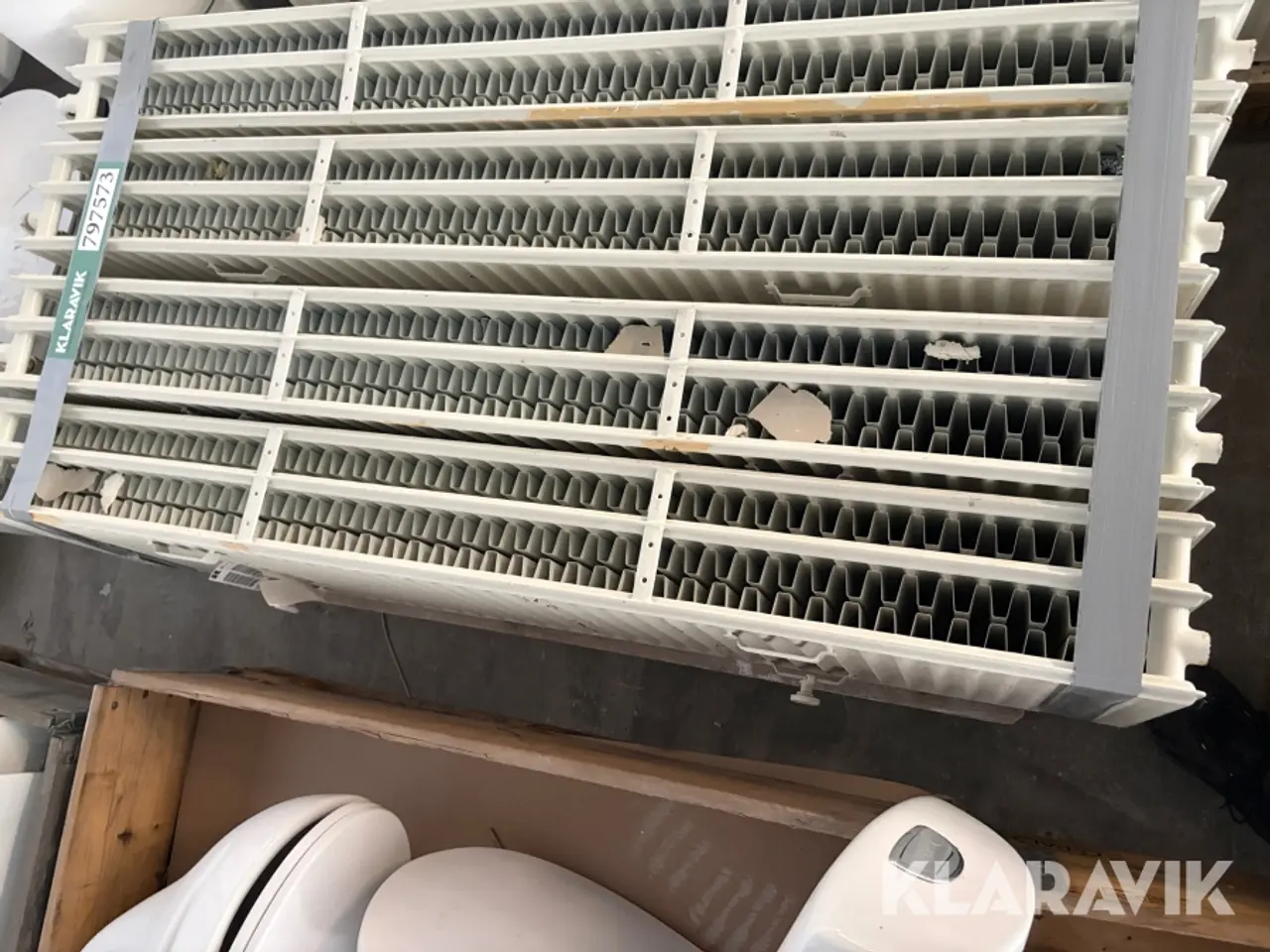 Billede 3 - Radiatorer KVIK 355 3PK 8 Styk fordelt på 2 paller