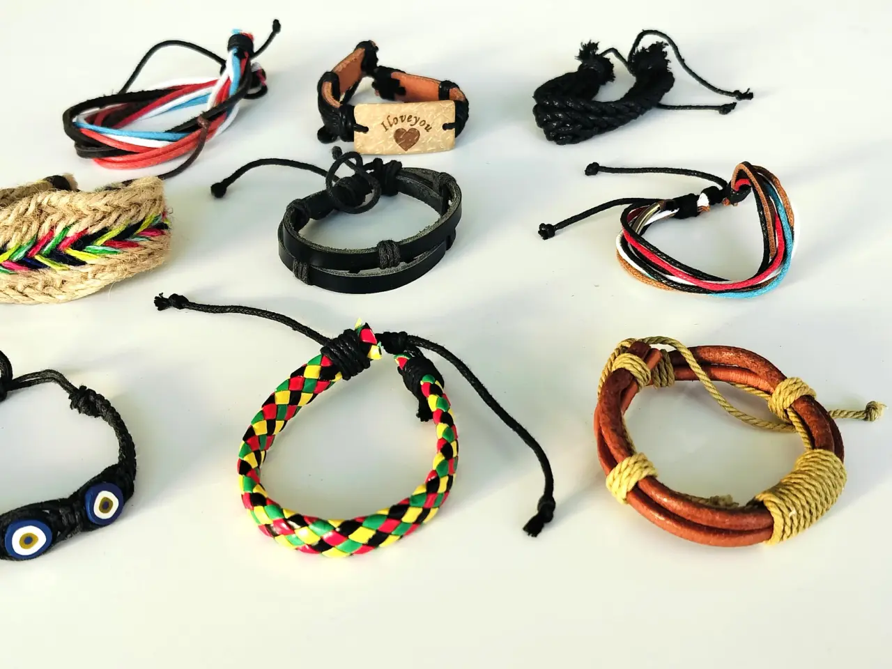 Billede 1 - Pakke med Nye Læderarmbånd til Mænd