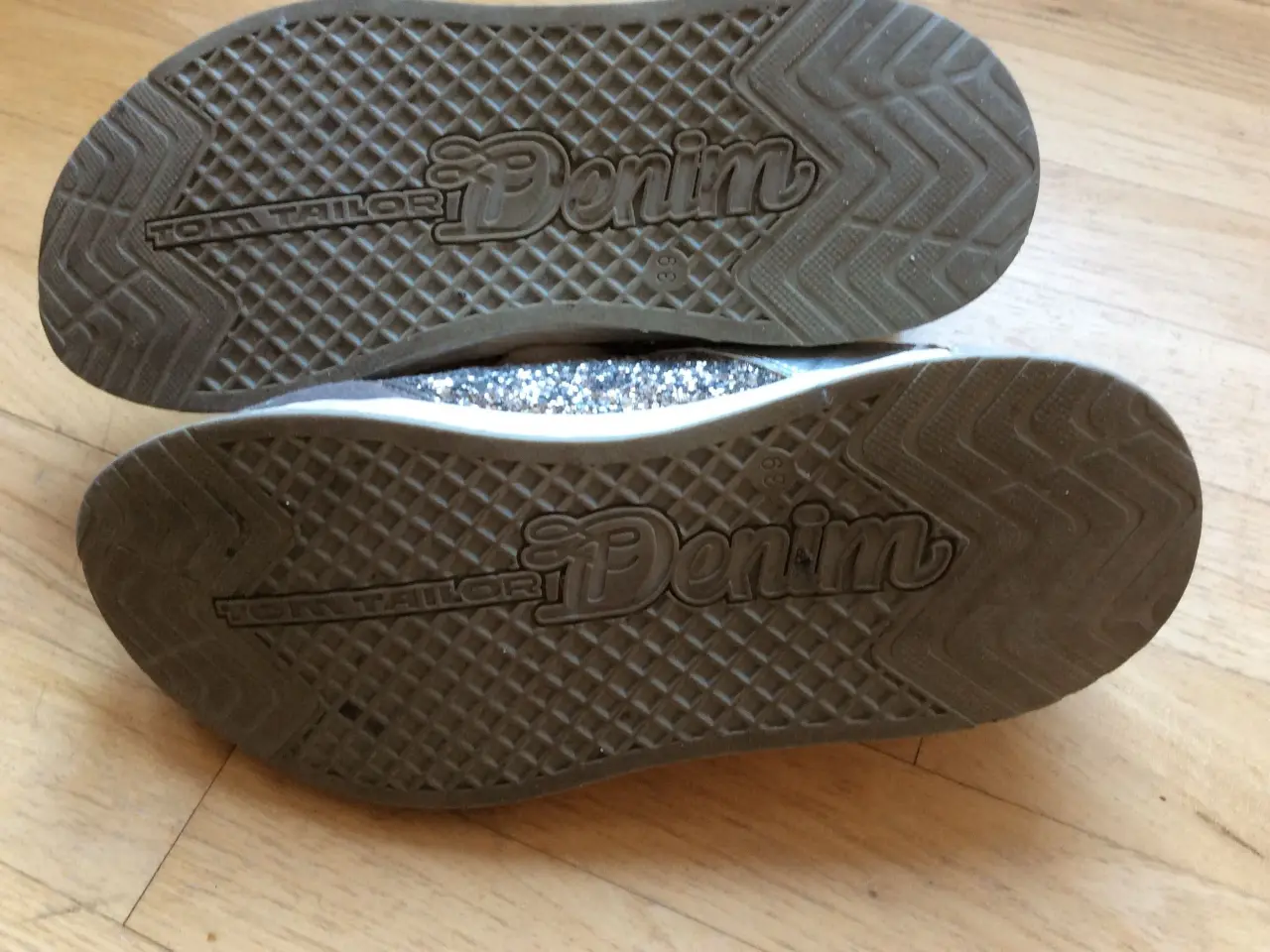 Billede 7 - Sølvglimmer sneakers