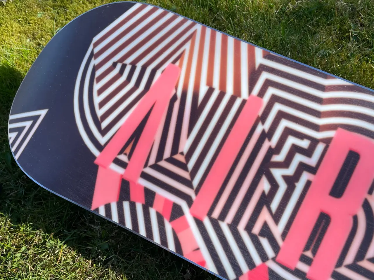 Billede 3 - Snowboard Airtrack Striper 150 cm med taske, m.m