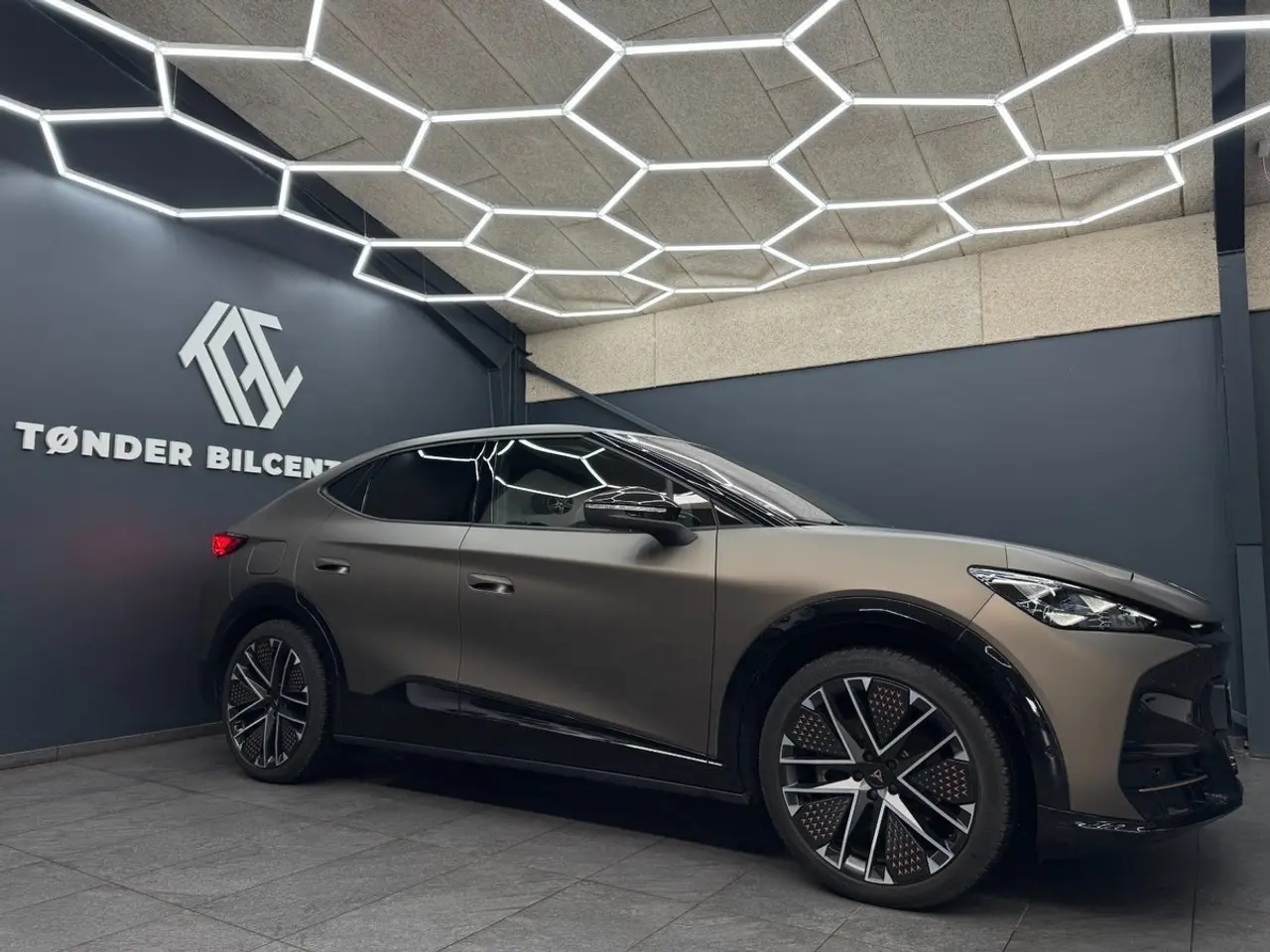 Billede 3 - Cupra Tavascan 77 VZ Adrenaline