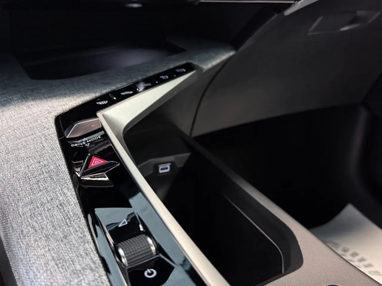 Billede 14 - Peugeot e-5008 77 Allure 7prs