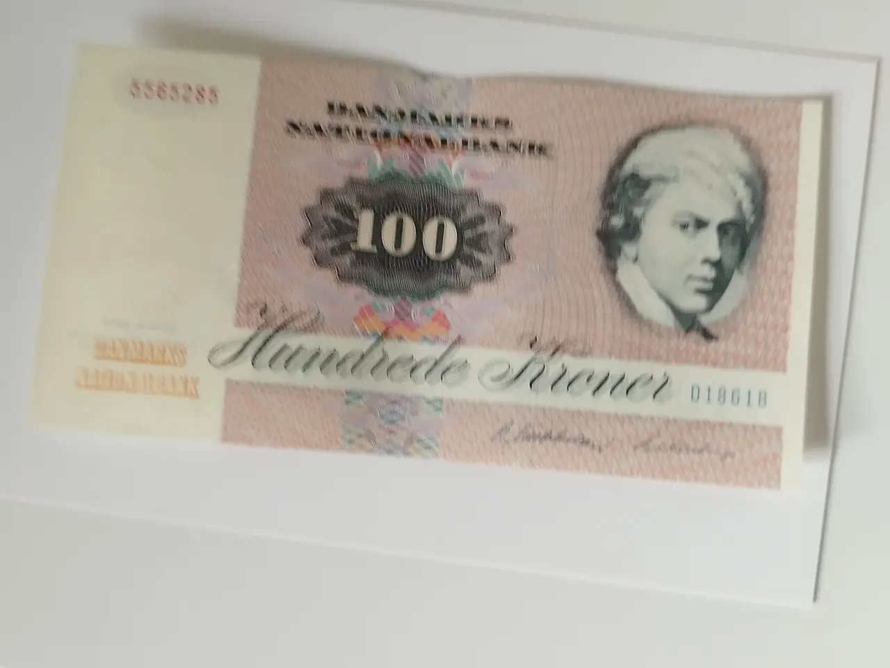 Billede 1 - 💯 Kroner. God stand