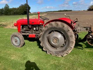 Massey Ferguson 35 m. 2 furet 12" plov