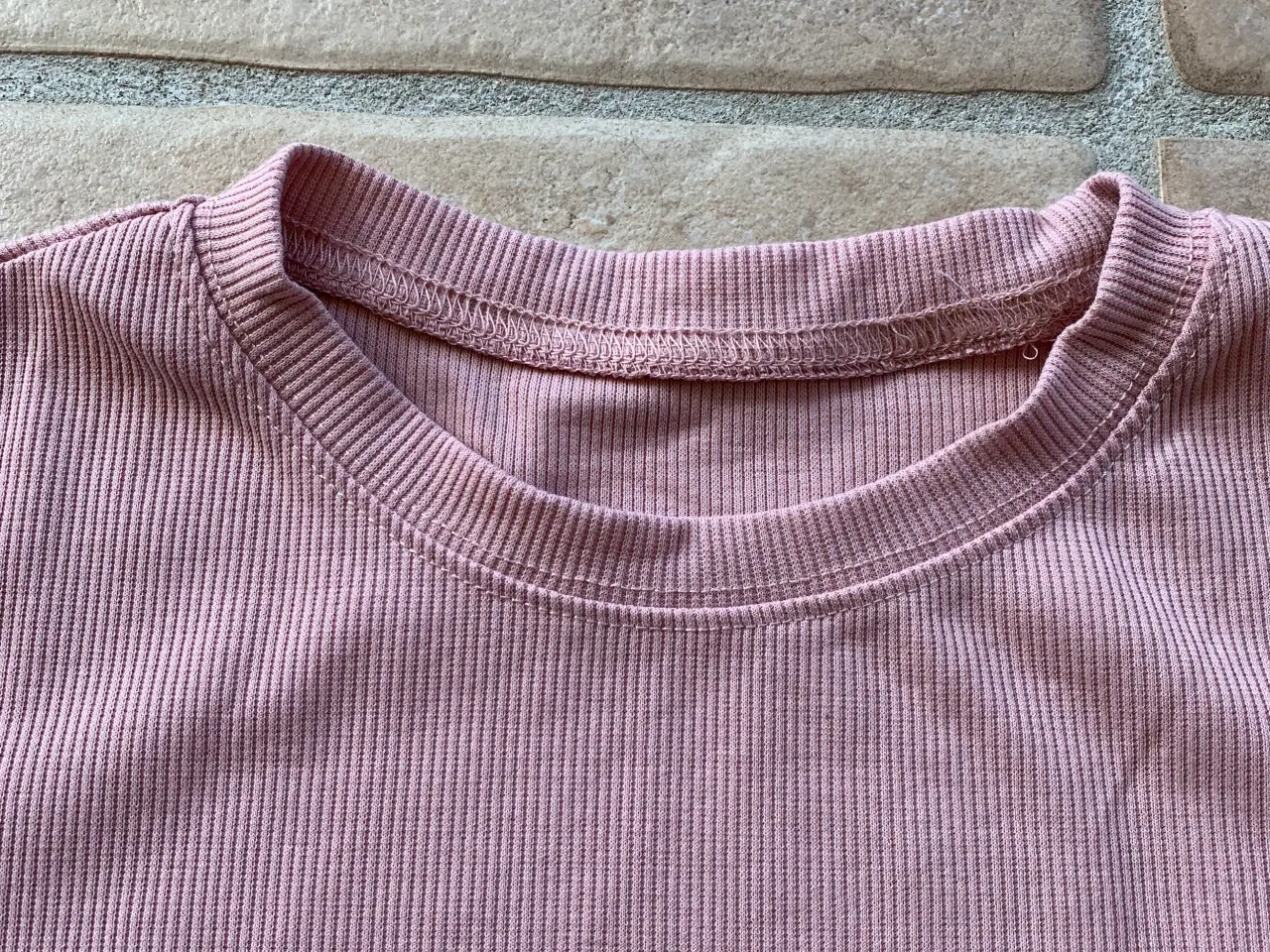 Billede 3 - Dazy t-shirt str.L