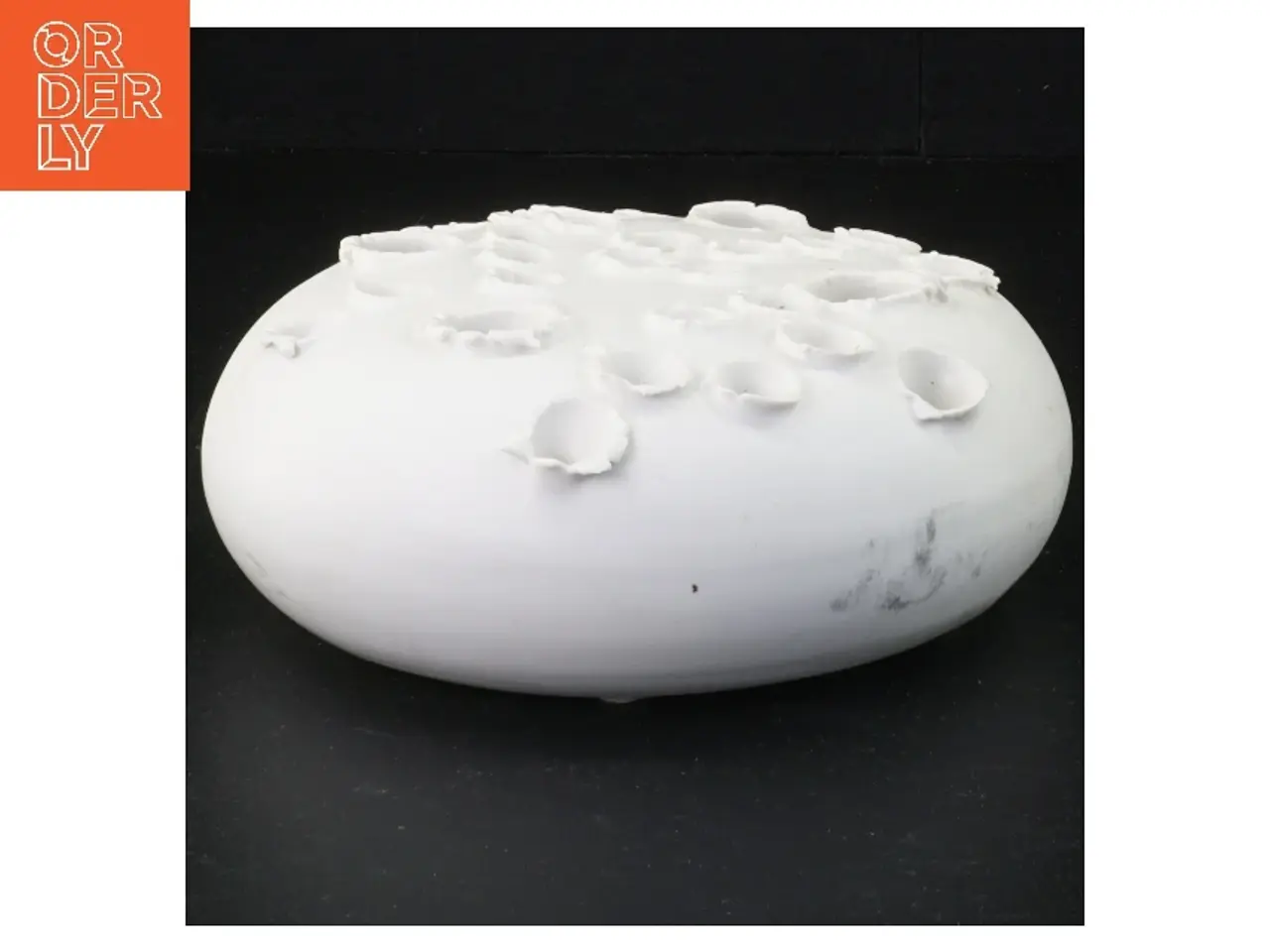 Billede 2 - Hvid keramik vase fra Würtz (str. 17 x 6 cm)