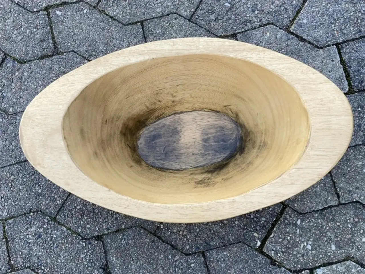 Billede 2 - Stort skønt træfad. 52 x 29 cm og 14 cm høj