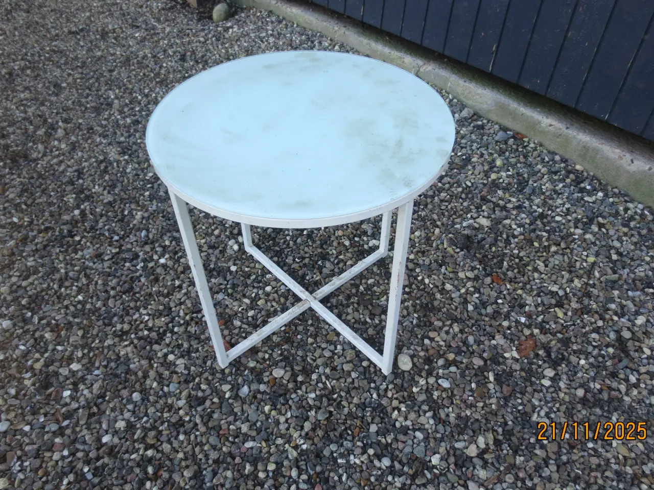 Billede 1 - 1 stk Rund Sidebord med Hvid glasplade
