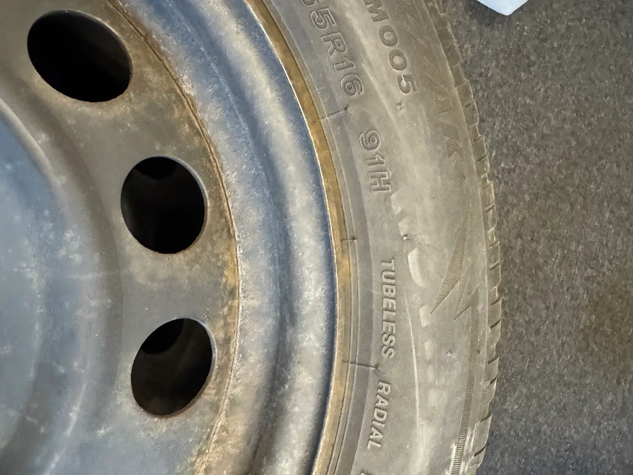 Billede 3 - Michelin Alpin 7 vinterdæk på fælg