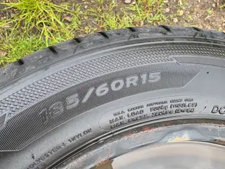 185/60R15 sommerdæk på stålfælge