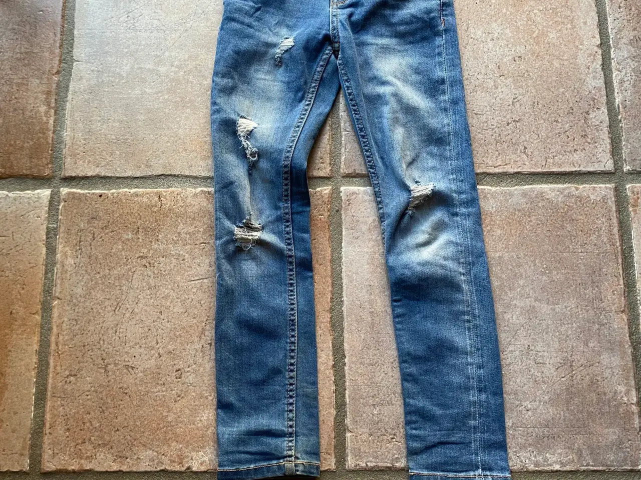 Billede 1 - Levis cowboybukser str. 128 mm