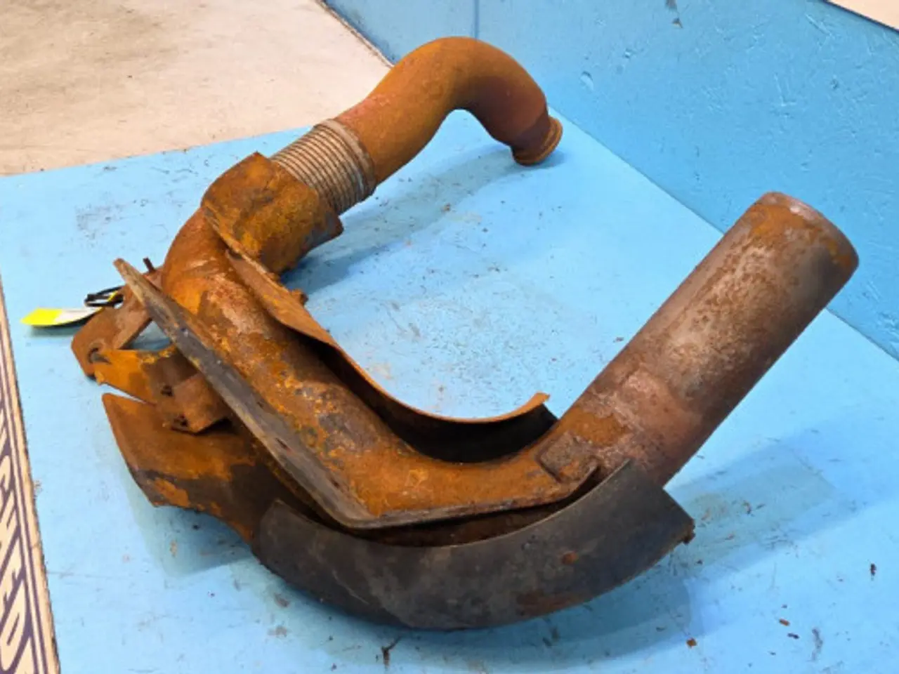 Billede 5 - New Holland T6030 Udstødningsrør 84263752