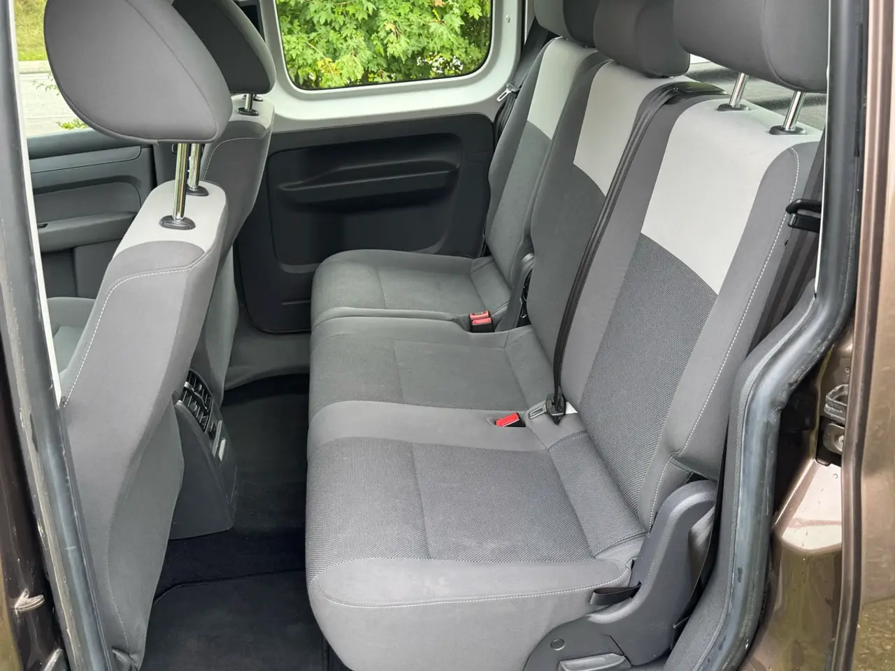 Billede 8 - Nysynet VW Caddy benzin
