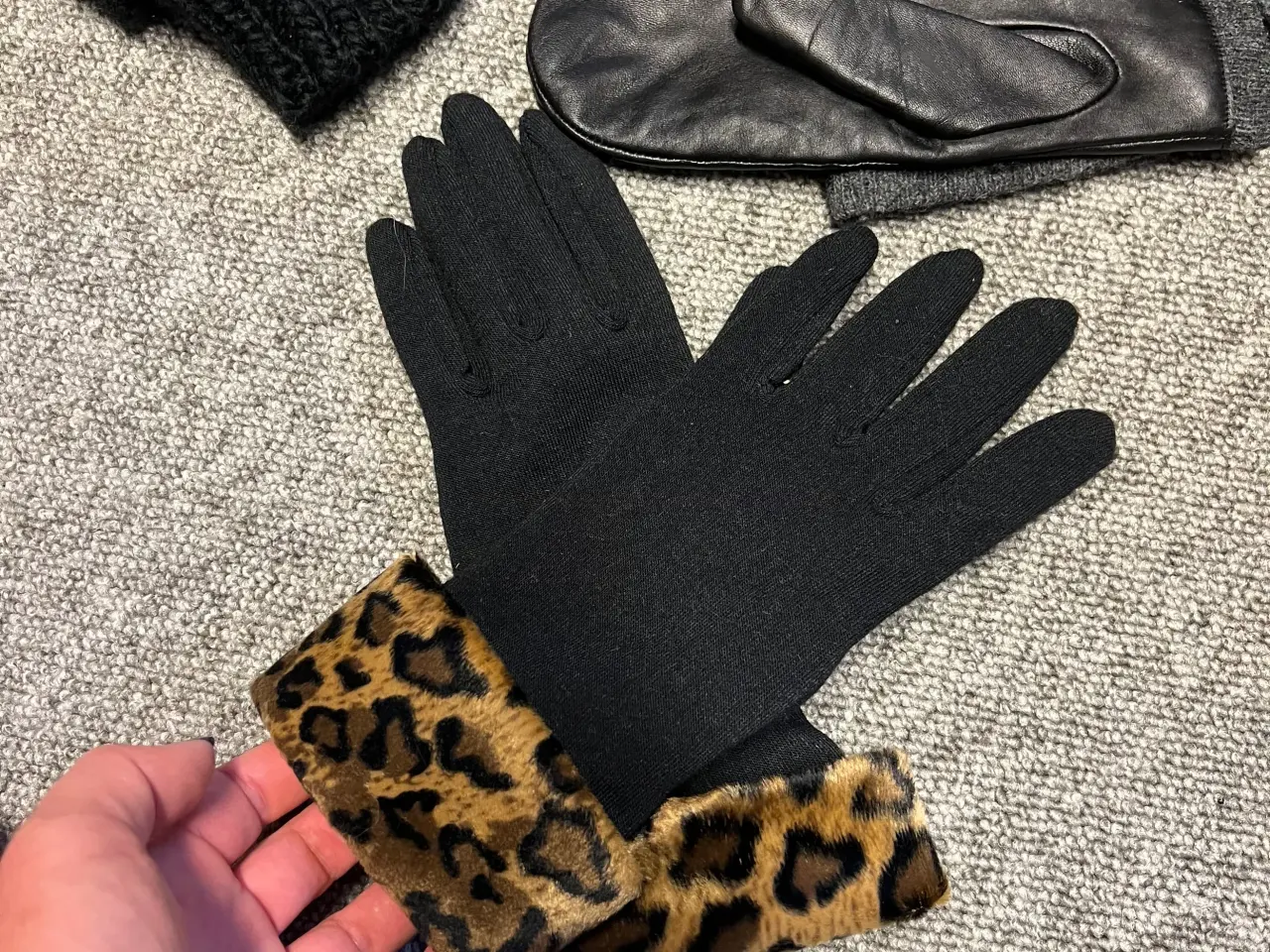 Billede 2 - Lækre handsker str onesize