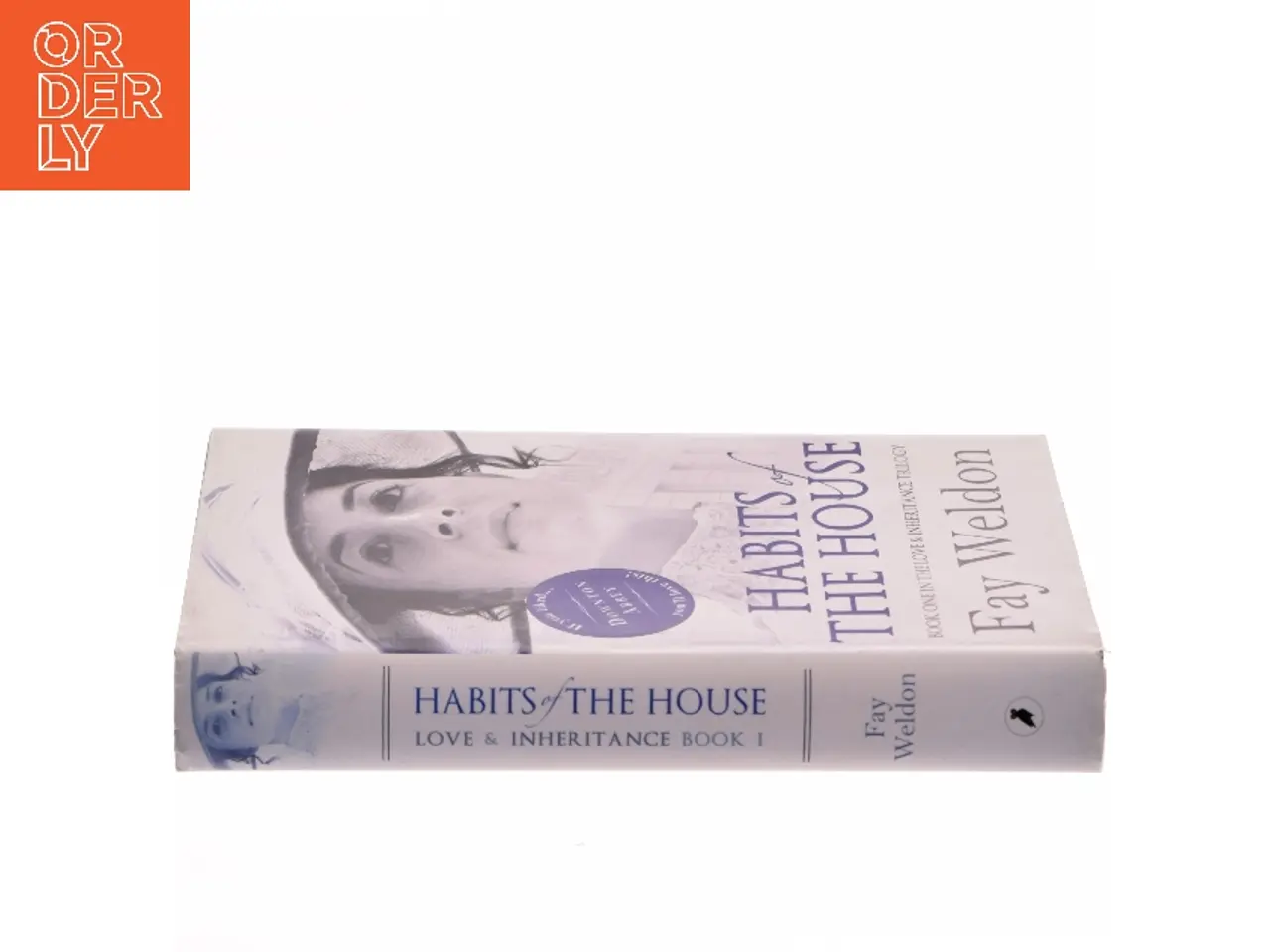 Billede 2 - Habits of the house af Fay Weldon (Bog)