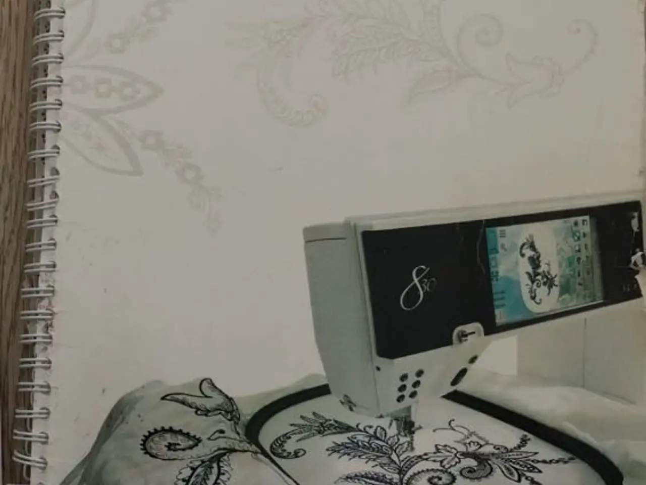 Billede 1 - Bernina 830 Sy og Broderimaskine
