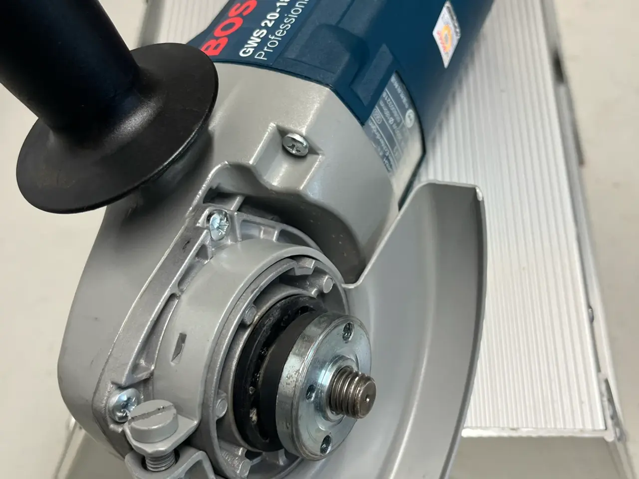 Billede 1 - Bosch GSW 20-80 professional vinkelsliber
