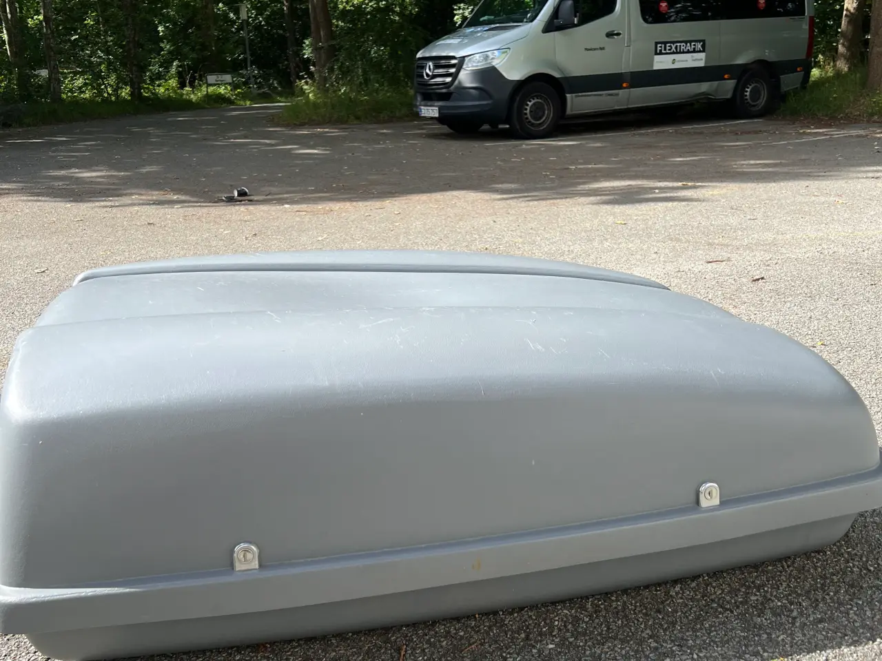Billede 1 - 🚗 Stor grå tagboks til bil