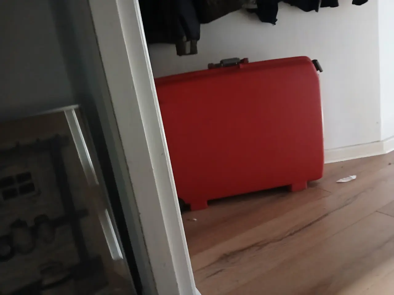 Billede 1 - Kuffert med faste sider