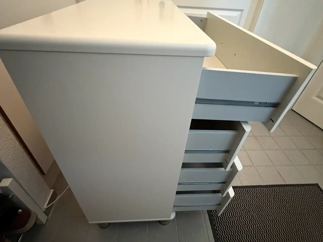 Billede 4 - Ilva Malibu kommode med 4 skuffer