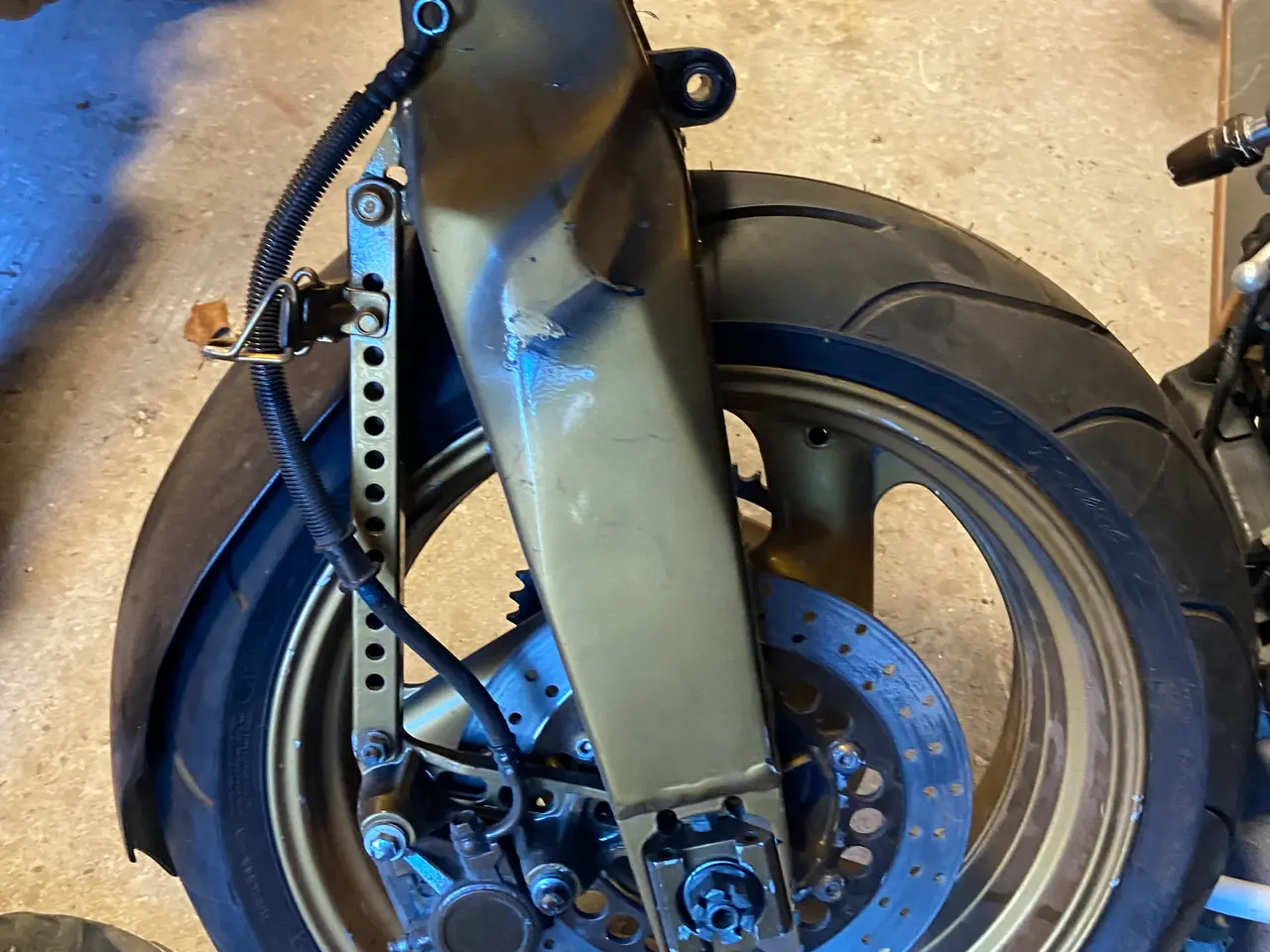 Billede 3 - Fzr 1000 forgaffel og bagsvinger 