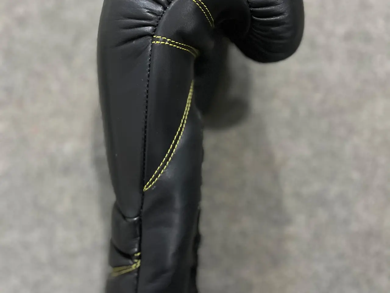 Billede 3 - Black Boxing Gloves Genuine Cowhide Leather
