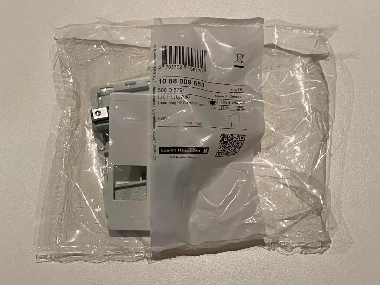 Billede 3 - Netværksudtag, 1,5 modul, Systimax/CommScope, FUGA