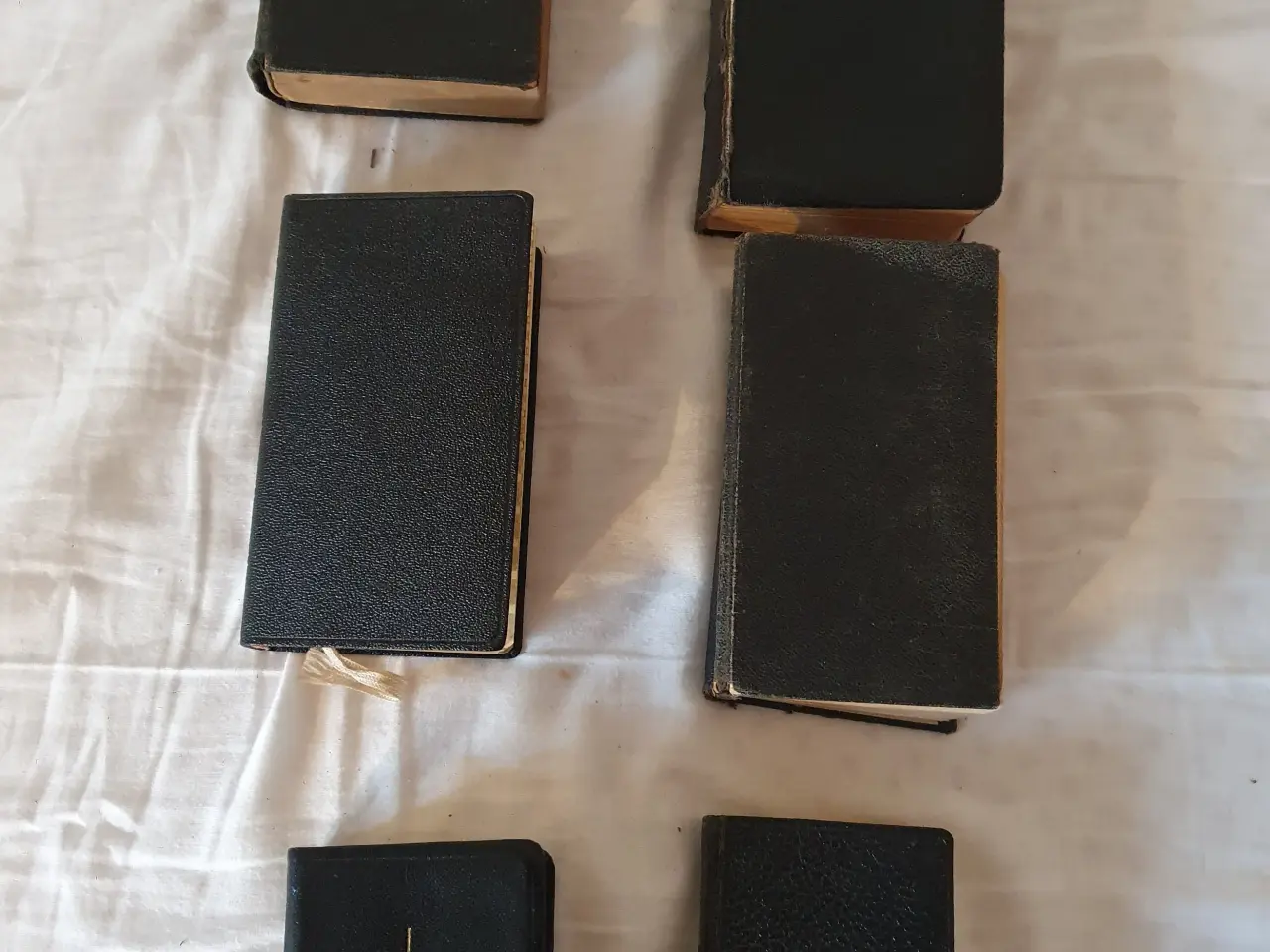 Billede 11 - Gl Psalmebog med beslag, og mange andre salmebøger