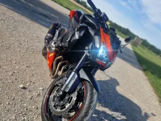 Kawasaki Z800 17'