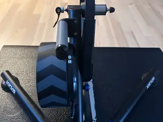 Wahoo KICKR V5 Smart Trainer – Som ny